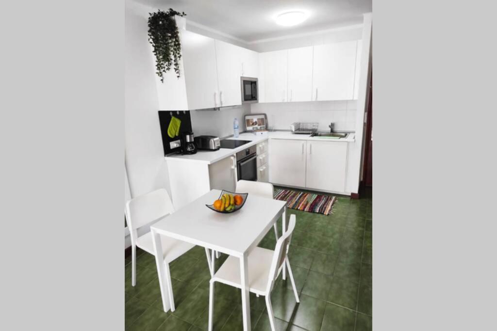 Apartamento Bellaloe Tías Екстериор снимка